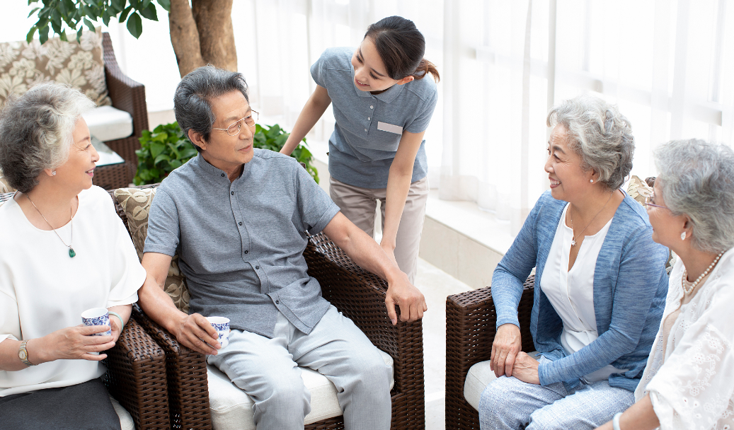 养老顾问就业率超90%？真实数据曝光：行业缺口与政策挑战下的职业真相